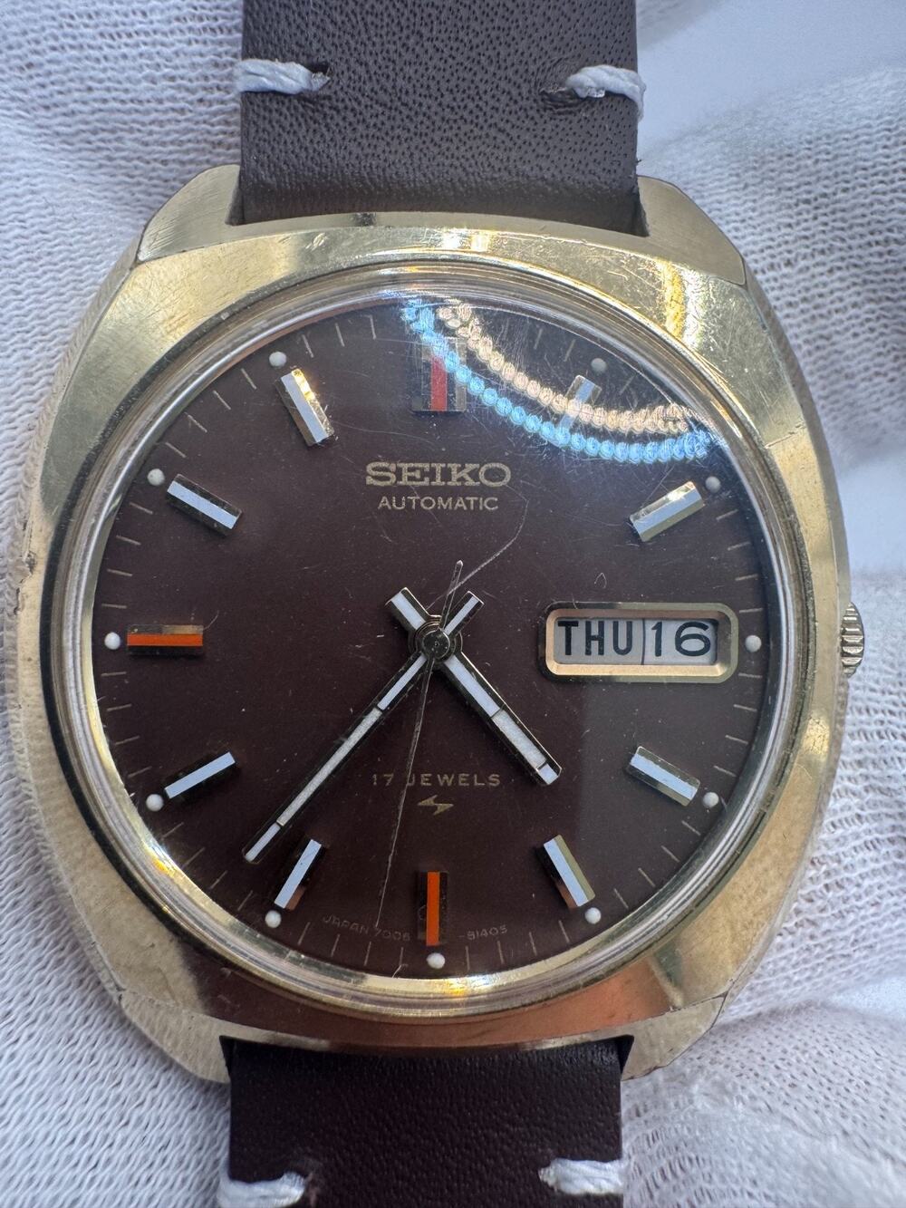 Vintage Men’s Seiko Gold Tone Automatic 17J Japan 7006 8059 37MM Running